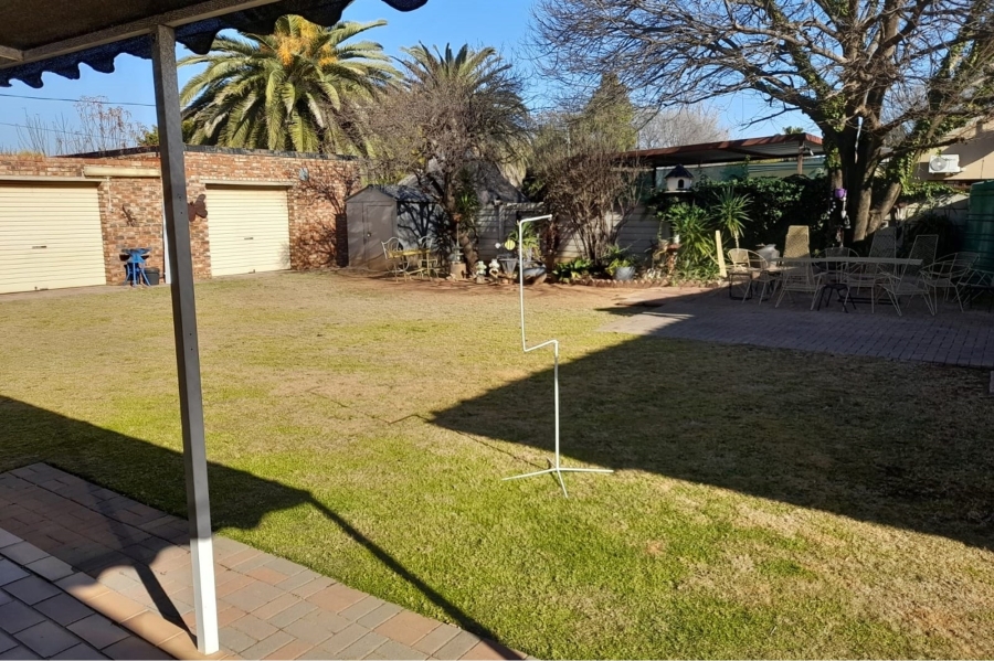 3 Bedroom Property for Sale in Flimieda North West